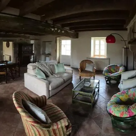 L'oree De Troncais Nyaraló Le Plaix