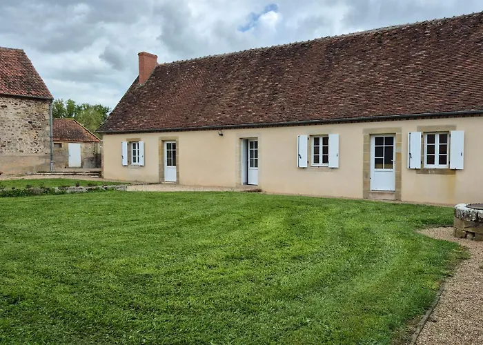 Holiday home L'oree De Troncais Le Plaix