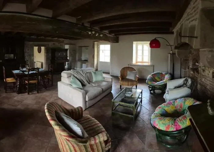 L'oree De Troncais Holiday home Le Plaix