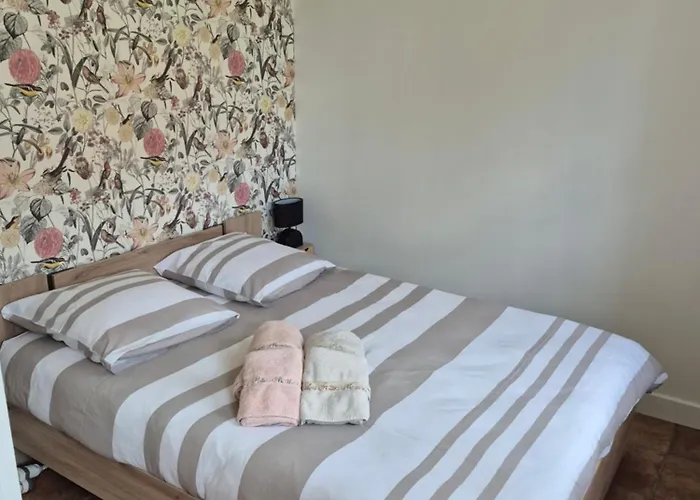 L'oree De Troncais Holiday home *